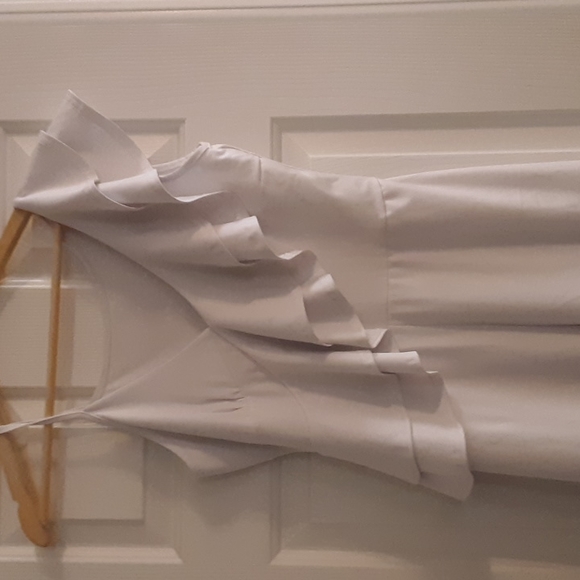 Womens sleeveless romper sz med - Picture 4 of 4